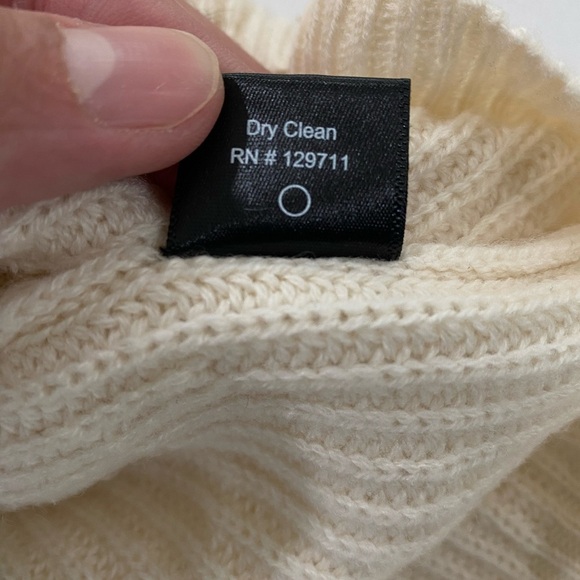 Jenni Kayne wool cashmere v-neck sweater - Picture 7 of 10